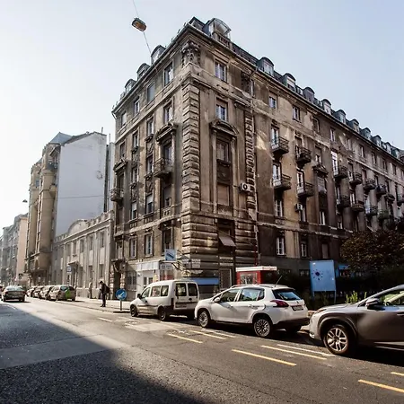 The Little Pearl Close To Westend * بودابست