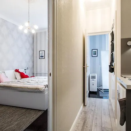 The Little Pearl Close To Westend شقة