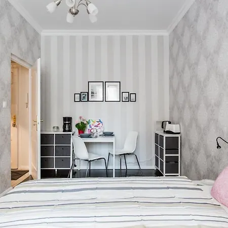 The Little Pearl Close To Westend Apartment *