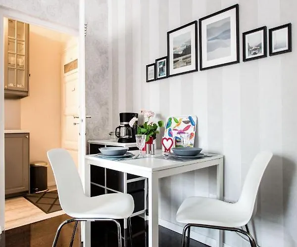 The Little Pearl Close To Westend *