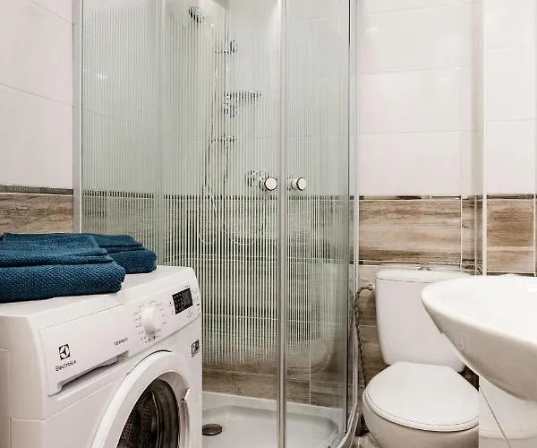 The Little Pearl Close To Westend * بودابست